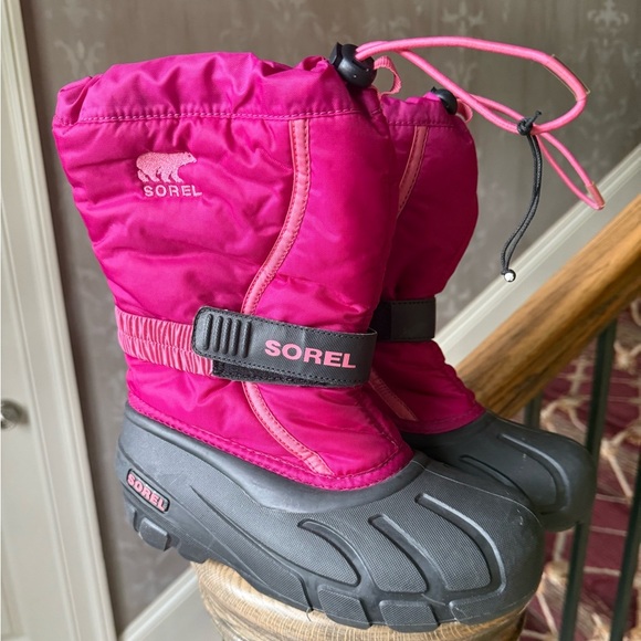 Sorel Flurry Dtv deep blush/tropic pink junior snow boots 4 NWOT - Picture 2 of 12
